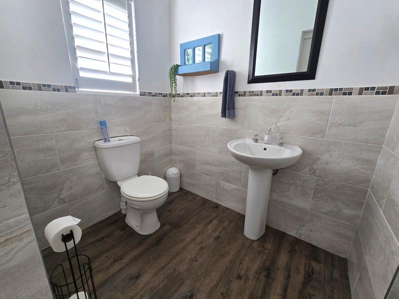 3 Bedroom Property for Sale in Golden Mile Western Cape
